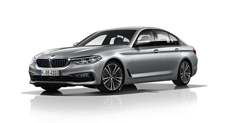 The 530e plug-in hybrid, with blue stuff in its teeth.